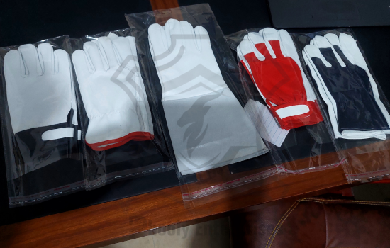 Safety gloves